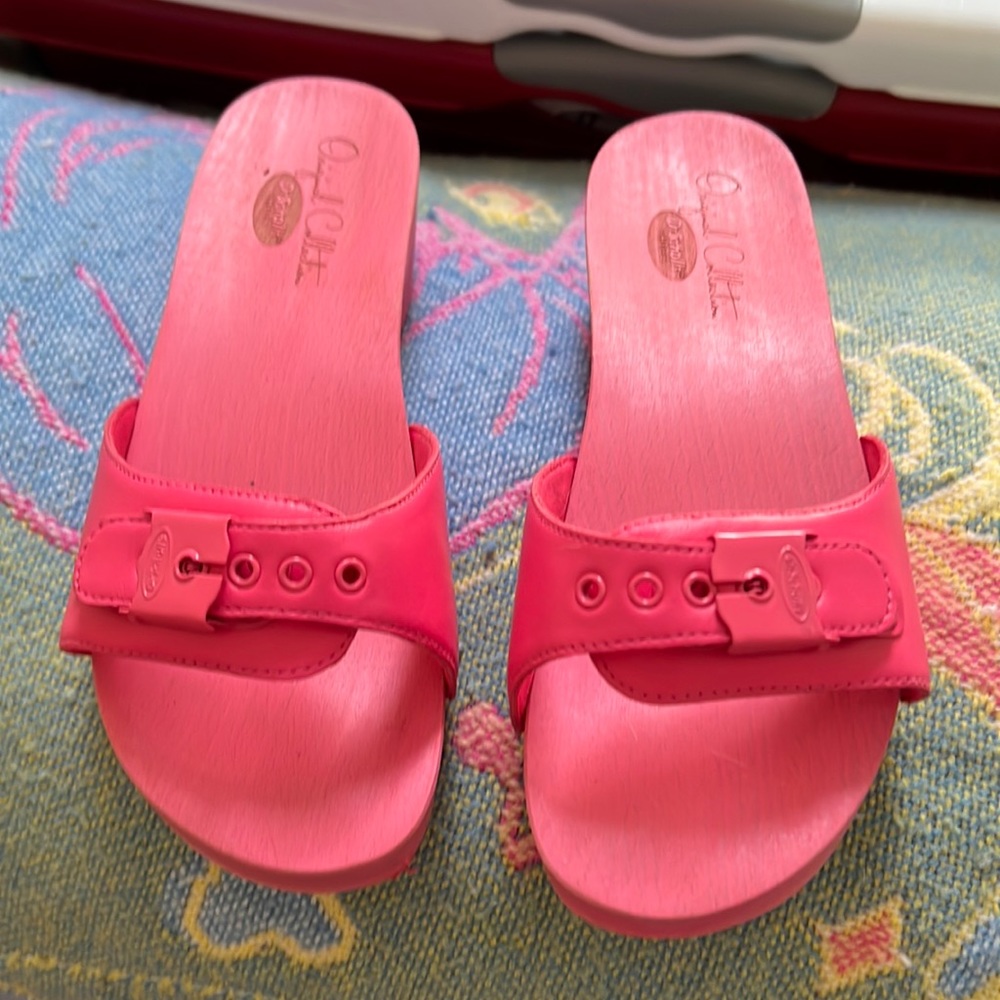 Brand new Dr Scholls woman’s exercise sandals